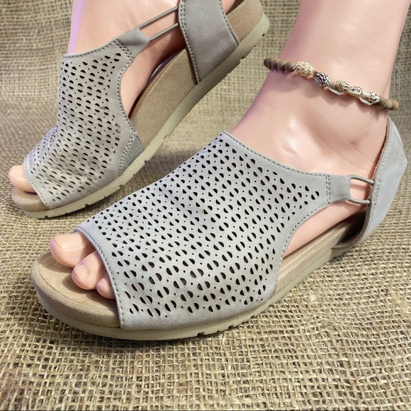 Earth Sandal  Leather  Slip On Slingback  Bungie Straps Beige Size 6.5 M - Picture 2 of 12